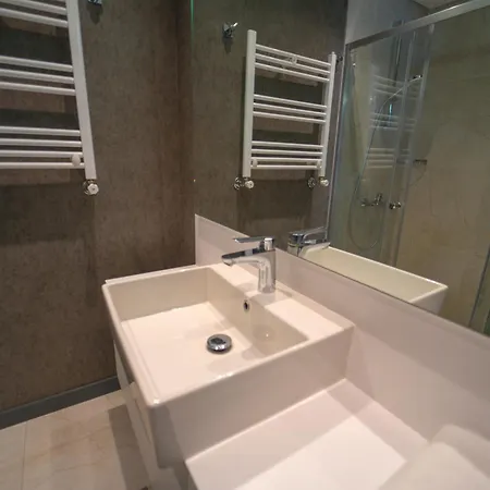 Apartamento Comfortable 2bedroom In