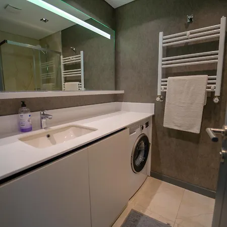 Comfortable 2bedroom In *